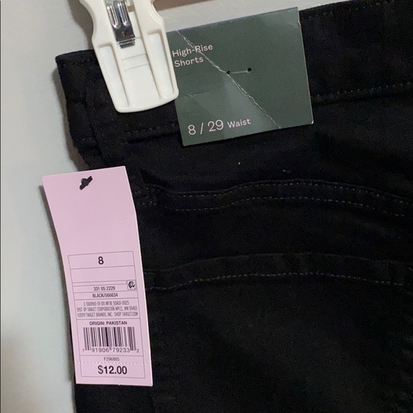 High-rose shorts - Picture 3 of 3